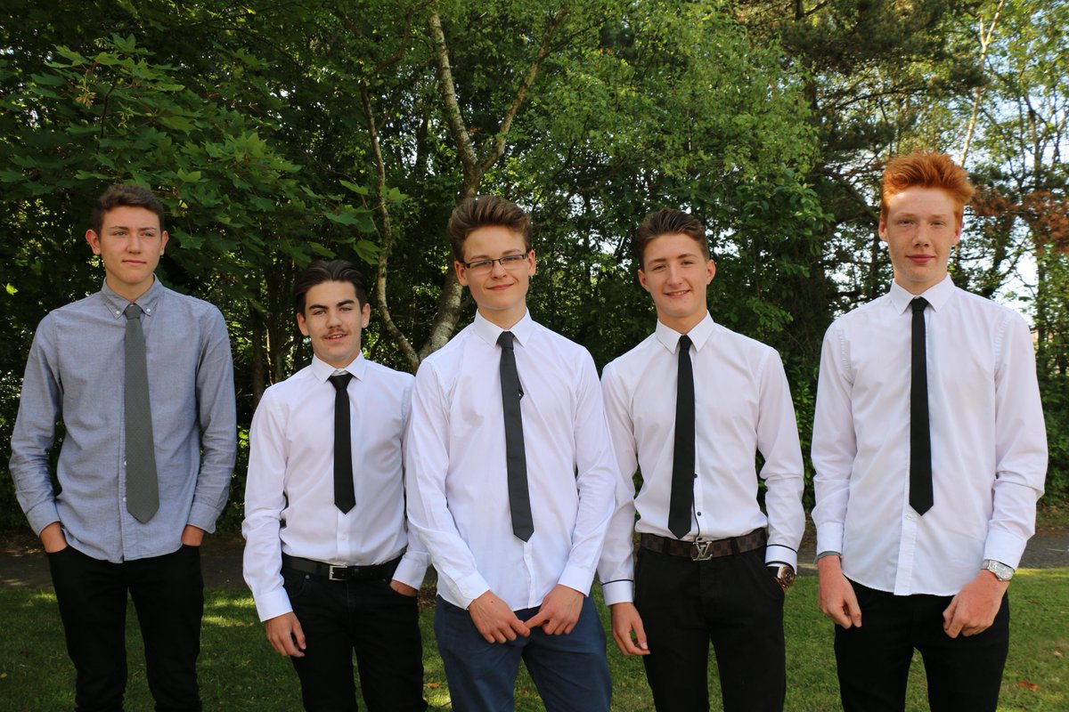 corfe15's tweet image. Even more