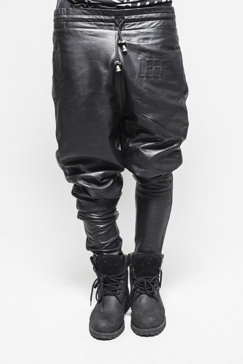 LEEF_Paris's tweet photo. Le short Halley: un must-have! >>> http://t.co/epH12uONmj
#LeefParis http://t.co/7cTGVbS3No