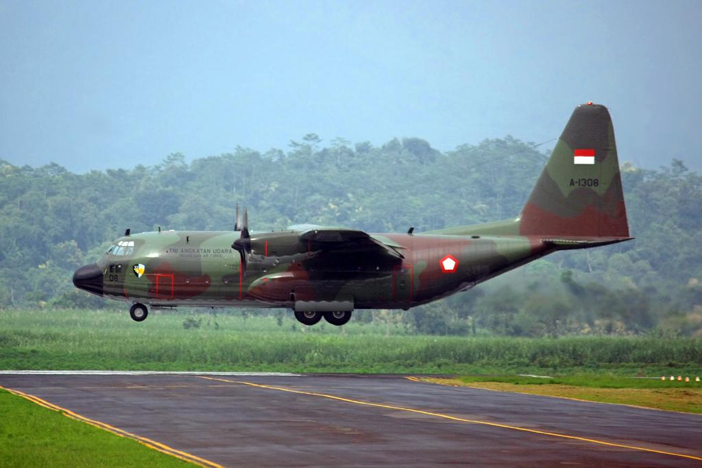 Hercules Bawa 50 Penumpang, Baru Ditemukan 43 Jenazah
==> goo.gl/tILr0F