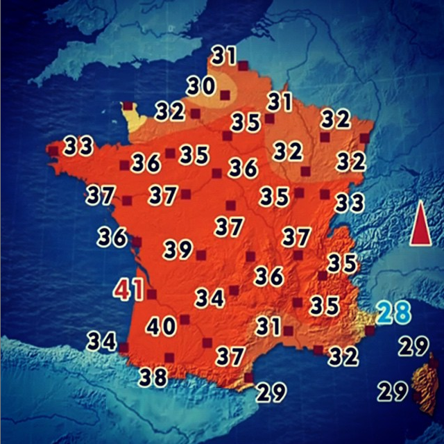 Attention canicule  CIvbMwyWUAINj20