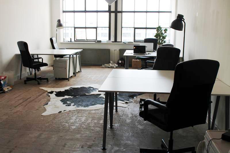 HNVIveilingen's tweet photo. Veiling #faillissement Created on Friday #Eindhoven nu bij HNVI: Kantoorinventaris &amp; Laptops > http://t.co/IxQxH5rkEk http://t.co/J46BiBjzsD