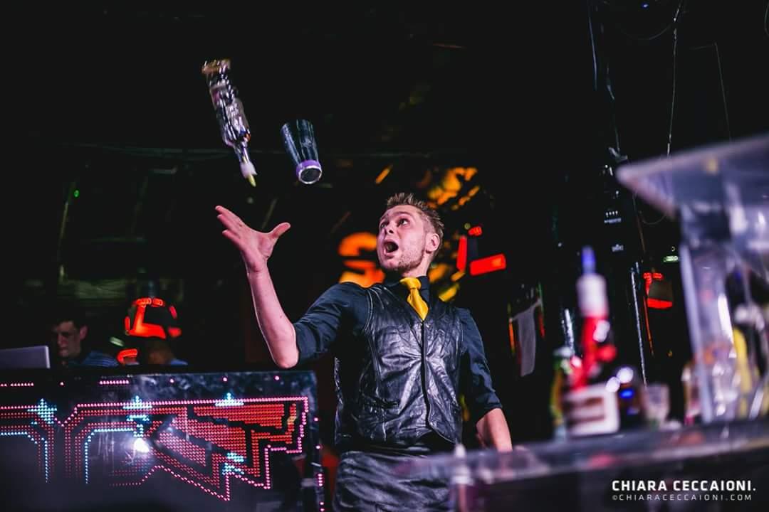 VitoFlair's tweet photo. Say whaaaat? #saywhaaat #flairface #VitoFlair #roadhouseflair http://t.co/LYo2MpdRlu
