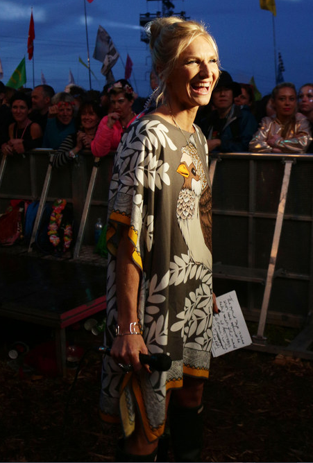FashionHothouse's tweet photo. @jowhiley Looked absolutely stunning at #Glastonbury!! 🙈 http://t.co/RJ9s3LXnz8