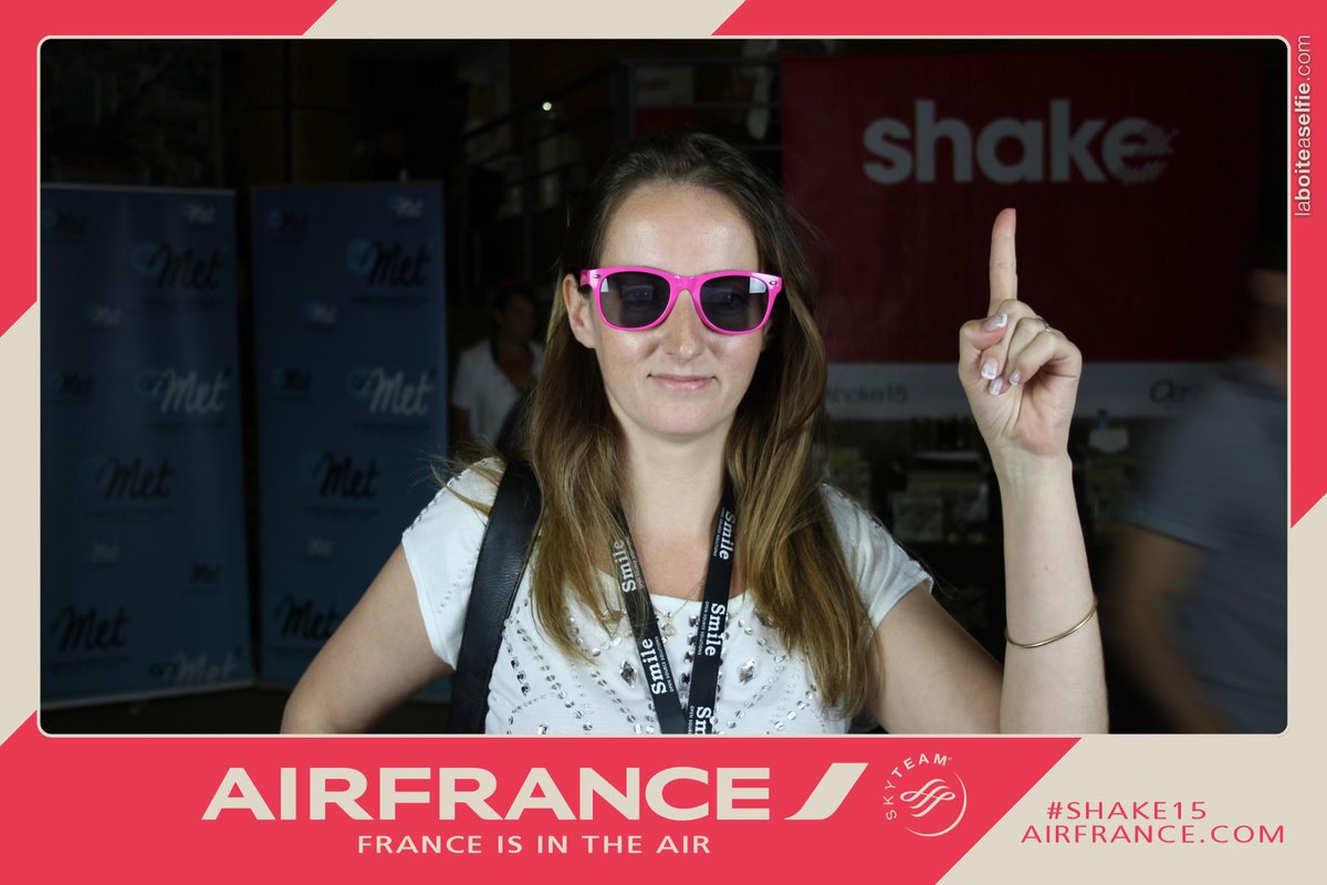 Air France #shake15 Salon du e-commerce au Palais du Pharo 29 et 30 juin 2015 live.laboiteaselfie.com/pics/5FF46CCC-…