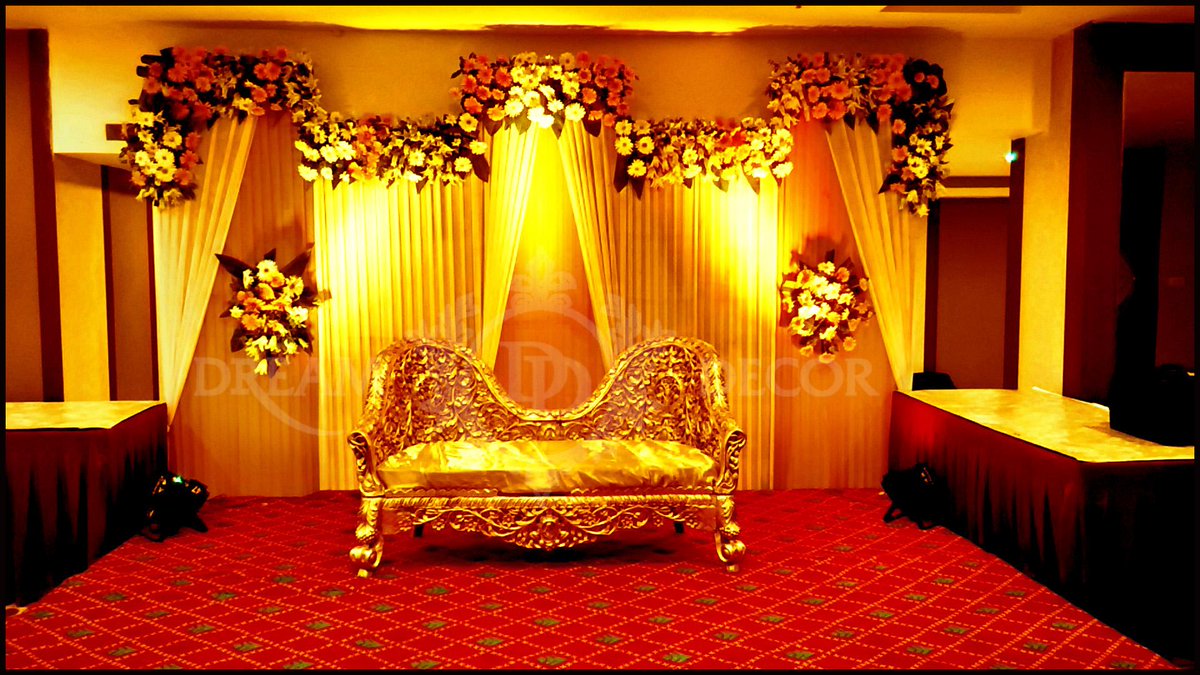 White Weddings And Ring Ceremony Stage Backgrounds Rent Complete at Rs  6000/piece in Bilaspur