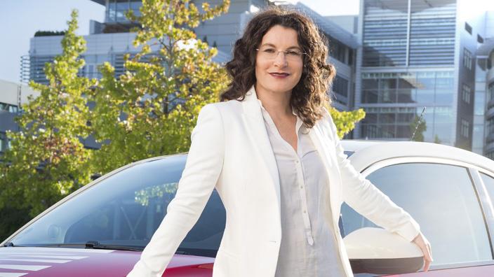 Marketing is the voice of the customer - Chief Marketing Officer at Adam Opel AG Tina Müller  a1le.bz/TinaMüller