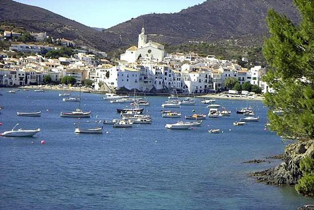 MEMOVoyage's tweet photo. Une randonnée de Collioure à Cadaquès entre la France et l’Espagne
http://t.co/KacJcY0IMV http://t.co/MmrdpBAyYJ