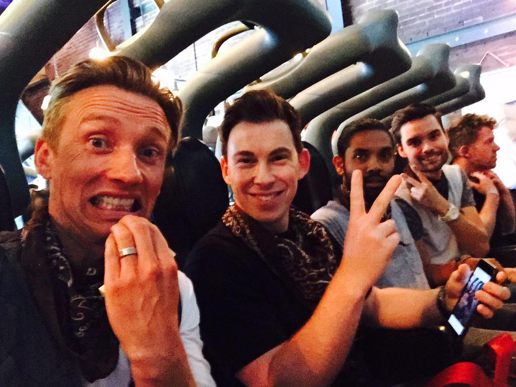 KoosvanP's tweet photo. Eerste rit #Baron1898 @HARDWELL @Domien spanning stijgt! @ShownieuwsSBS6 @Efteling http://t.co/mxK2xkRD3g