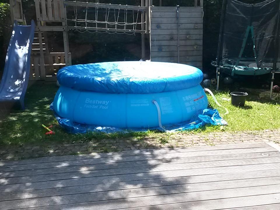 cornectie's tweet image. Lekker zonnetje, zometeen maar eens even een duik nemen #hitteplan#waardecreëren#cornectie