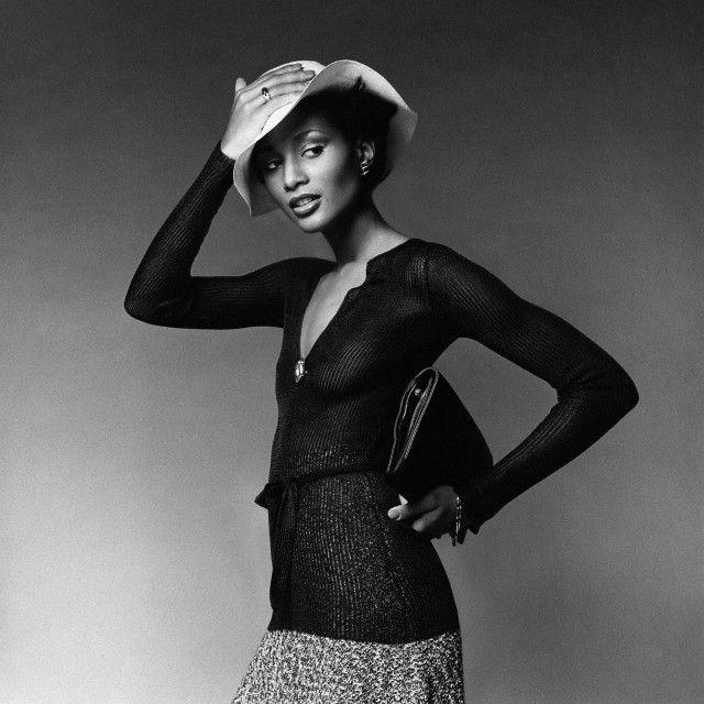 BeverlyJohnson1's tweet photo. Photographed by Francesco Scavullo in 1974. #ThinkBeautyTips #SuperModel http://t.co/9OI7cFt4qu http://t.co/jQ8Jk7IXA0