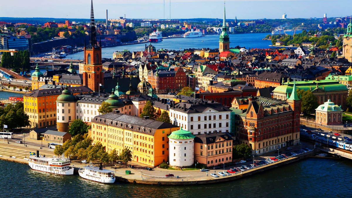 Ecolines_EN's tweet photo. To #Riga with #ECOLINES! #travel #bus #Latvia
http://t.co/6e2y2ojsQI http://t.co/VjGlesZ7Vw