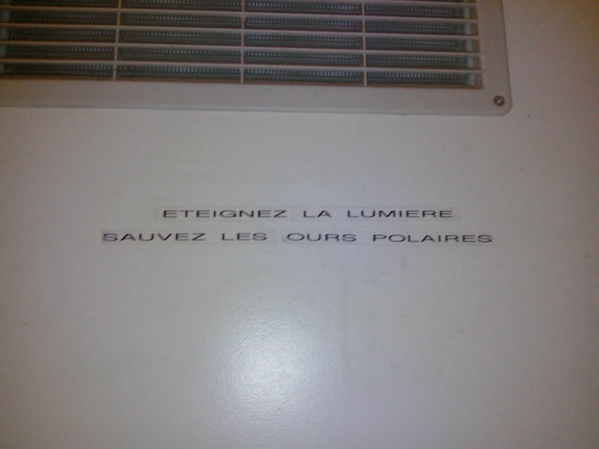 #COP21 #ecogeste Petit rappel sur le local à vélo! Vous aussi, postez votre éco-photo sur deficlimat.org/climathon