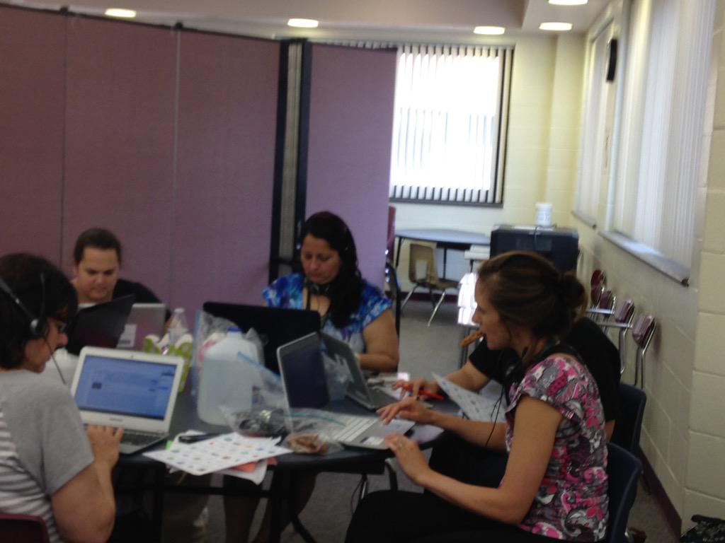 JillCzyzyk's tweet photo. Increasing productivity with #googleaddons #techsummerseries @sbsummertech @sbeanews http://t.co/eAsDqZxvrL