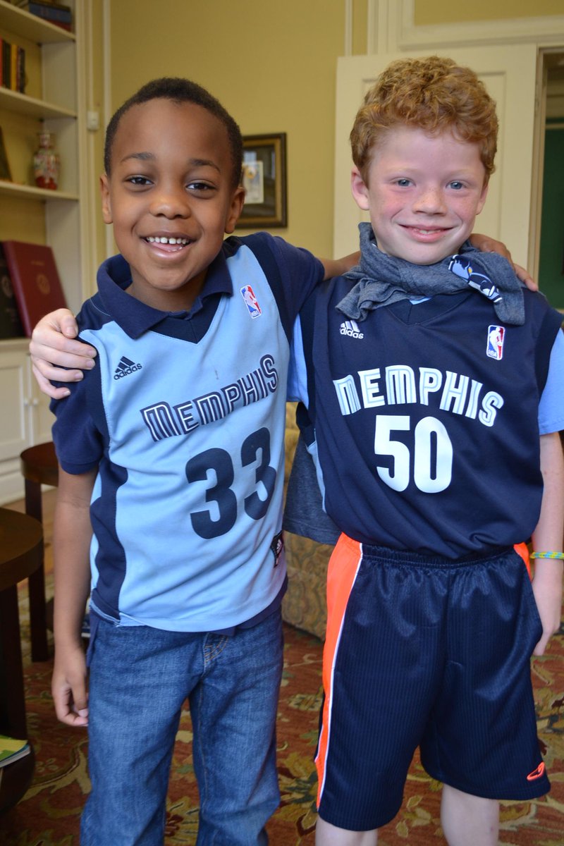 GSLSchoolMem's tweet image. We’re proud to be the home of the Memphis Grizzlies! 
#SMDayMEM @3onyourside @SMDayMEM @memgrizz
