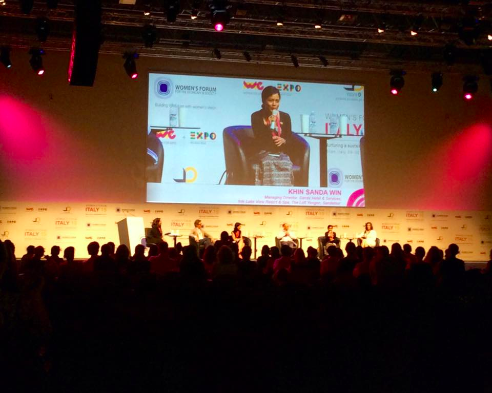OrangeFiber's tweet photo. Campioni di sostenibilità all'opera! Alla #womensweeks tanti buoni esempi da seguire e #bestpractices da adottare :) http://t.co/jmVo8SDX2E