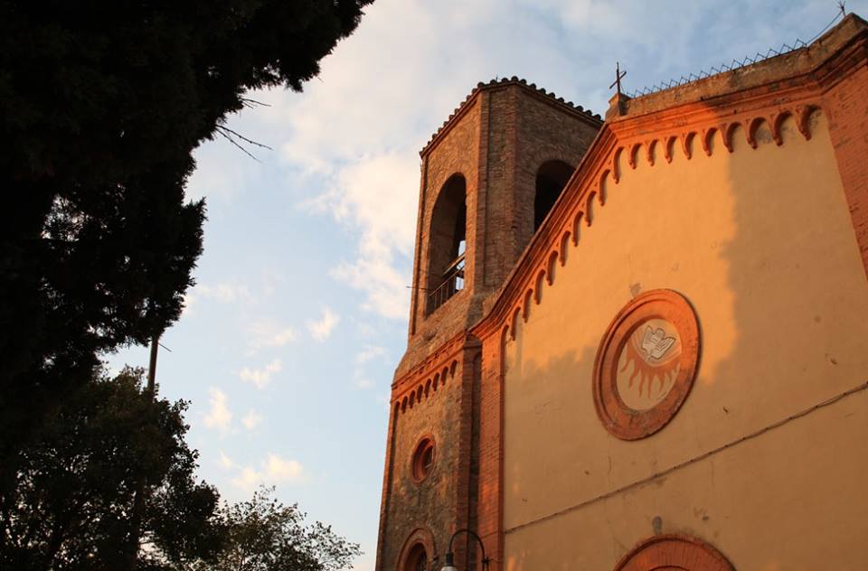 CantineAliani's tweet photo. Cosa da carattere al #vino? -> http://t.co/zVxJ2DCtyc #Umbria #wine #winelover http://t.co/jDeb2PcIjW