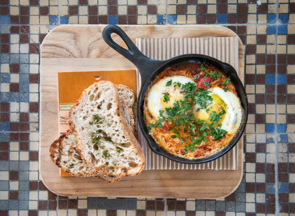 Citypresent's tweet photo. The #CityPresent #Summer2015 Guide: Where To Eat In #Miami Now! http://t.co/QanB9IsUhy @freehandmiami http://t.co/h4dDsH9Nx8
