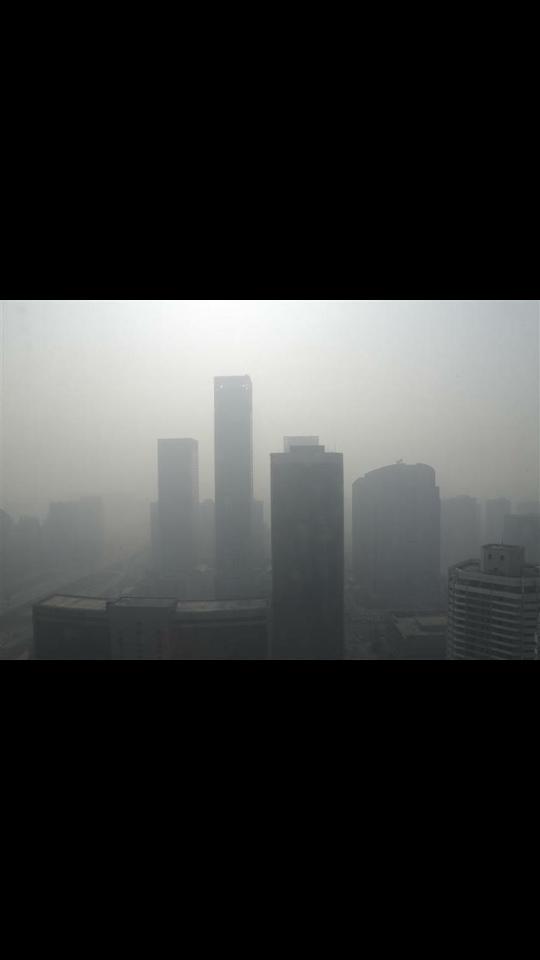 MeteoLocal's tweet photo. Mirad chicos la fuerte niebla que hemos encontrado esta mañana, a causa de no cerrar la puerta del lokal #weed #humo http://t.co/Ly6K4cGJ4m