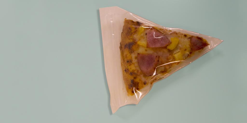 #PizzaPrototype 87: Slice Lock Bags
Pizza's perfect fit.
#NotRealYet #ButItCouldBe