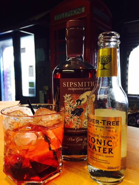 HOLY MOLY! What's that £12 for 1 main &amp; 2 sides from <a href="/BareBonesCue/">Bare Bones Cue</a> &amp; a <a href="/ProjectBCroydon/">ProjectB</a> cocktail? THIS FRI #Croydon