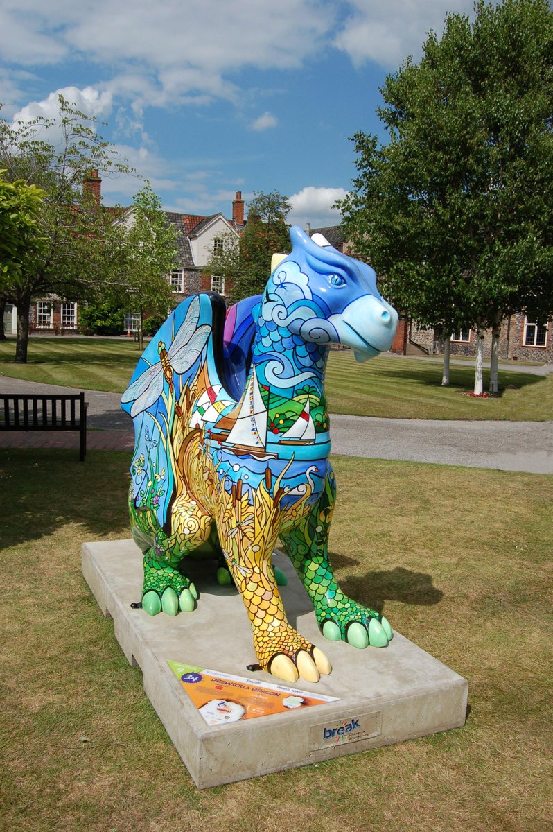 GoGoDrewsCilla tweet media