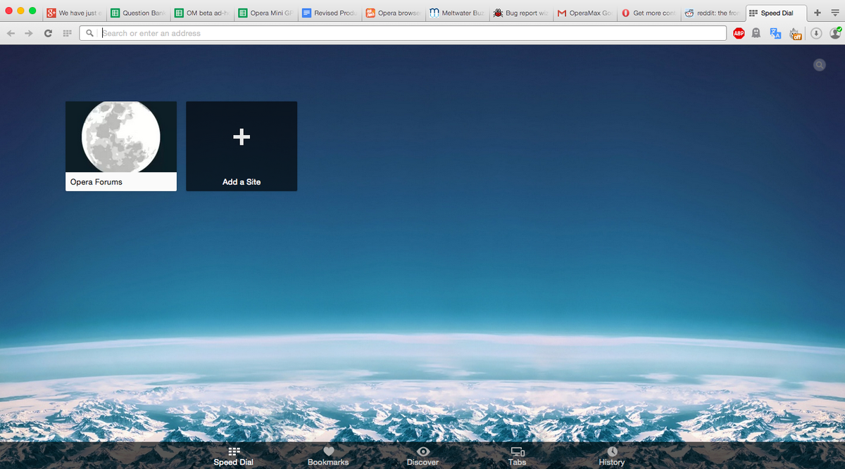 RuthRostrup's tweet photo. Accidental space scene with my one lonely @Opera speed dial. Yay moon! #Browser #WebExploration http://t.co/xAOBaT2wOI