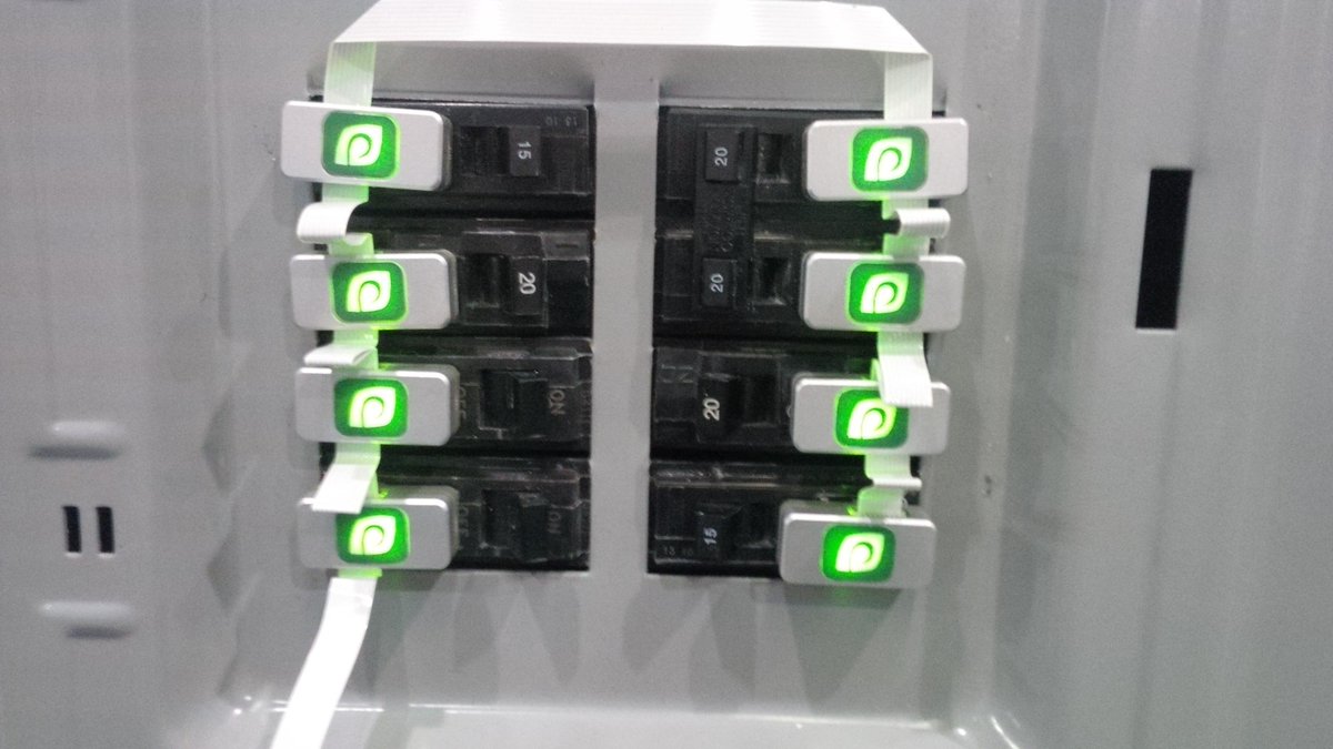 PerEfficiency's tweet photo. Love the "Wow!" at our stick-on electricity submeters. Excited for last day of #BOMA2015 come by if you haven't yet! http://t.co/OHe1TrBFir