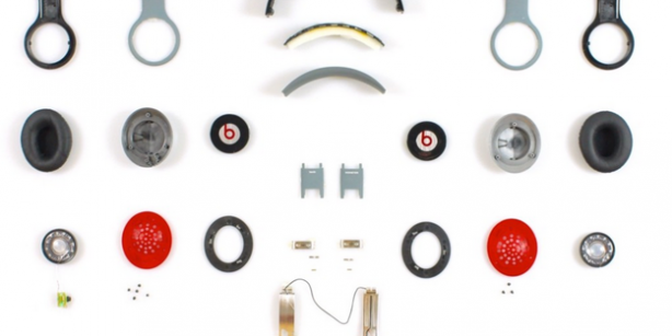 A_Side's tweet photo. An engineer discovered that Beats headphones are made of $16 worth of parts http://t.co/1GwZxqzRG2 http://t.co/NSwbvgKiyN