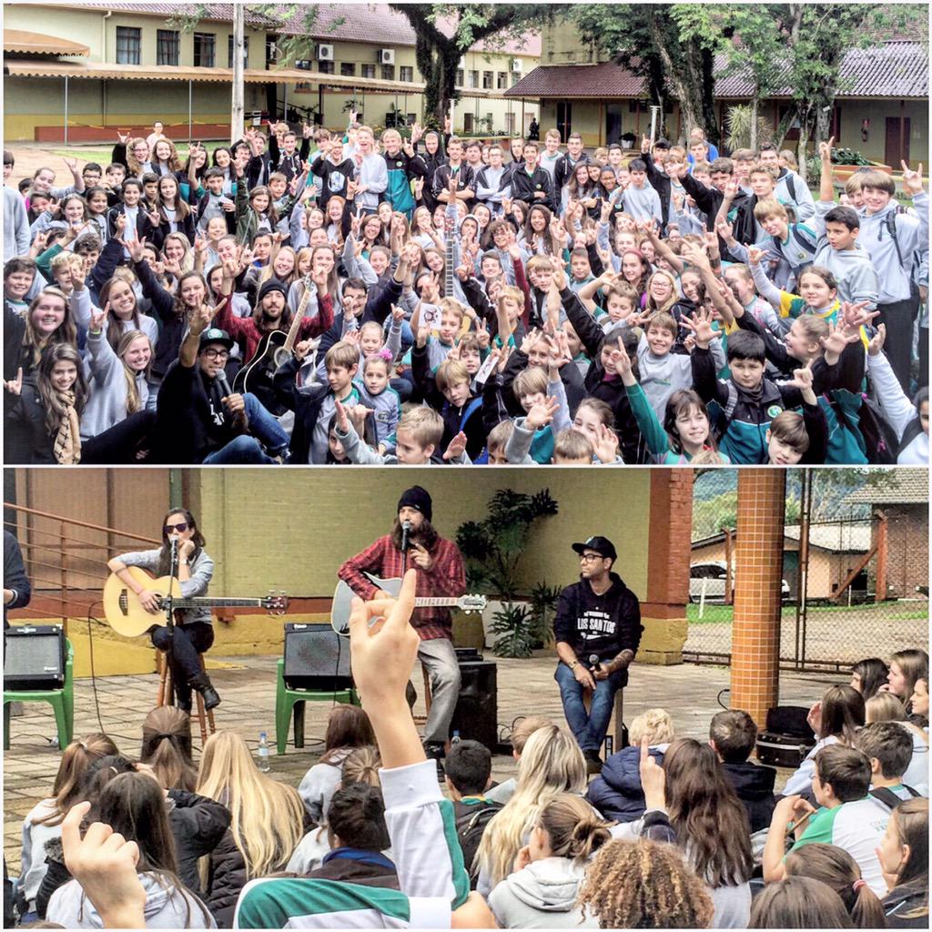 BulaRock's tweet photo. Pocket Show itinerante Oba Music junto à rádio Tirol na escola Teutônia! #ObaMusic10anos #BulaRS http://t.co/JI27uOlkvq