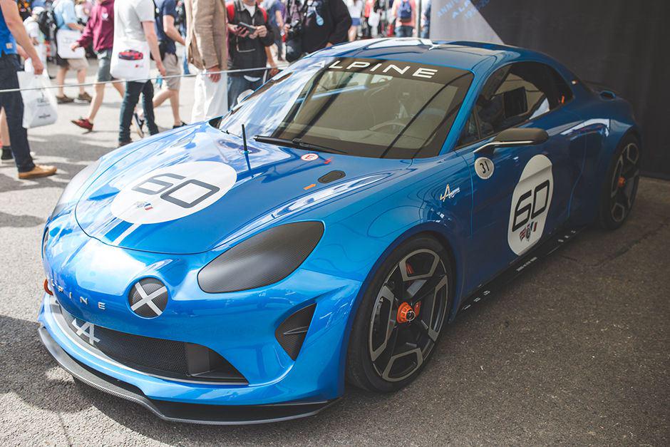 les_alpinistes's tweet photo. #Alpinecelebration de sortie au @fosgoodwood / Sous toutes les coutures http://t.co/OUjOCzRZUc http://t.co/tsGs5hdFeZ