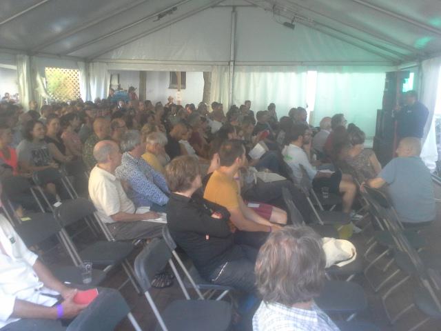 Smart cooperative tweet media