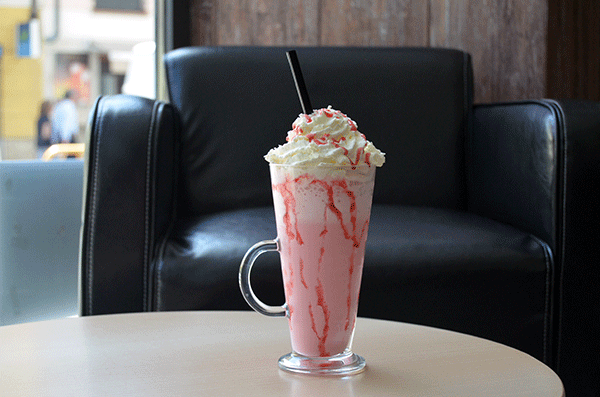 EpocaCoffee's tweet photo. En julio y agosto, en #Granada y #Valladolid... ¡tienes la excusa perfecta para salir de casa a pesar del calor! http://t.co/tXtiitIRgx