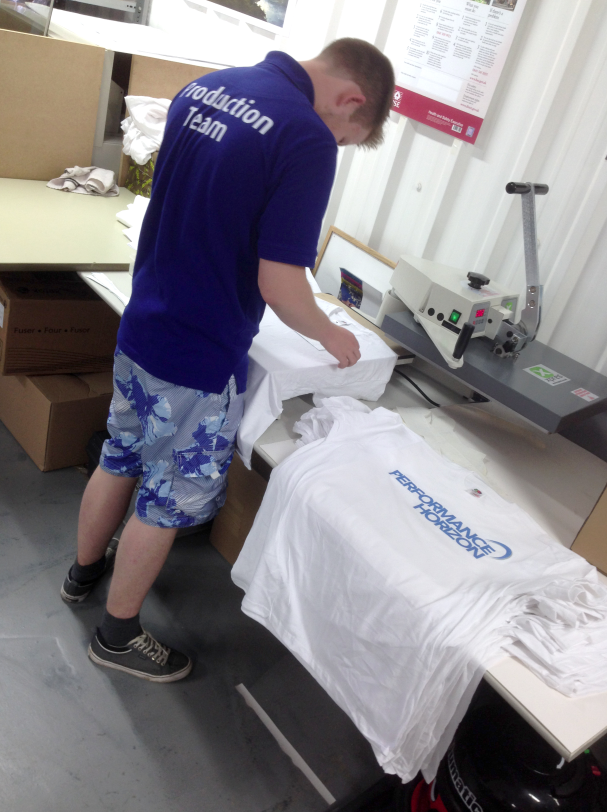 BangOnPrint's tweet photo. Hottest day of the year printing 118 t-shirts!
#tshirtprinting #PerformanceHorizon http://t.co/6rCtVvYh62
