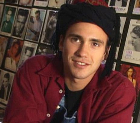 Snakkle's tweet photo. Ever wonder what happened to the casts from @MTV The Real World? Where are they now: http://t.co/5BClB9o5Xz http://t.co/hK3Cyucn2r