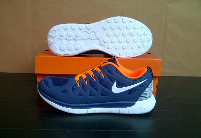 shoesstore_bdg's tweet photo. Nike free 5.0 men size 39-44 ready 3 warna cuma disini, minat? Invite pin:2A9C5F7C / 089693009438 http://t.co/T8HGxpo72s
