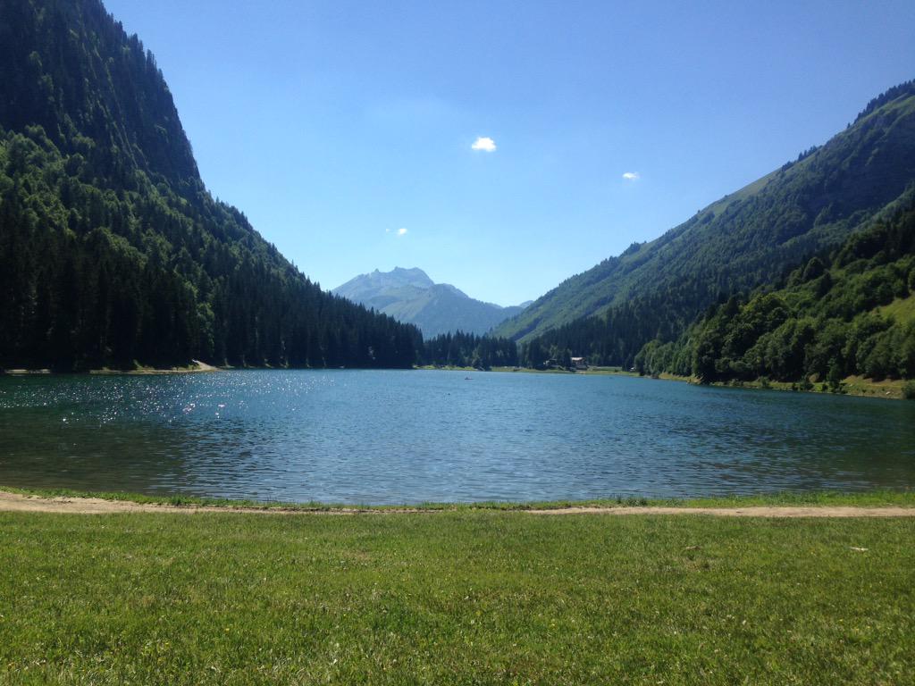 divadescent's tweet photo. Weather report from MTB Mecca Morzine... #Scorchio Who's joining us here in August? #Diva2015 #DriftDivas http://t.co/29RedeuKZY