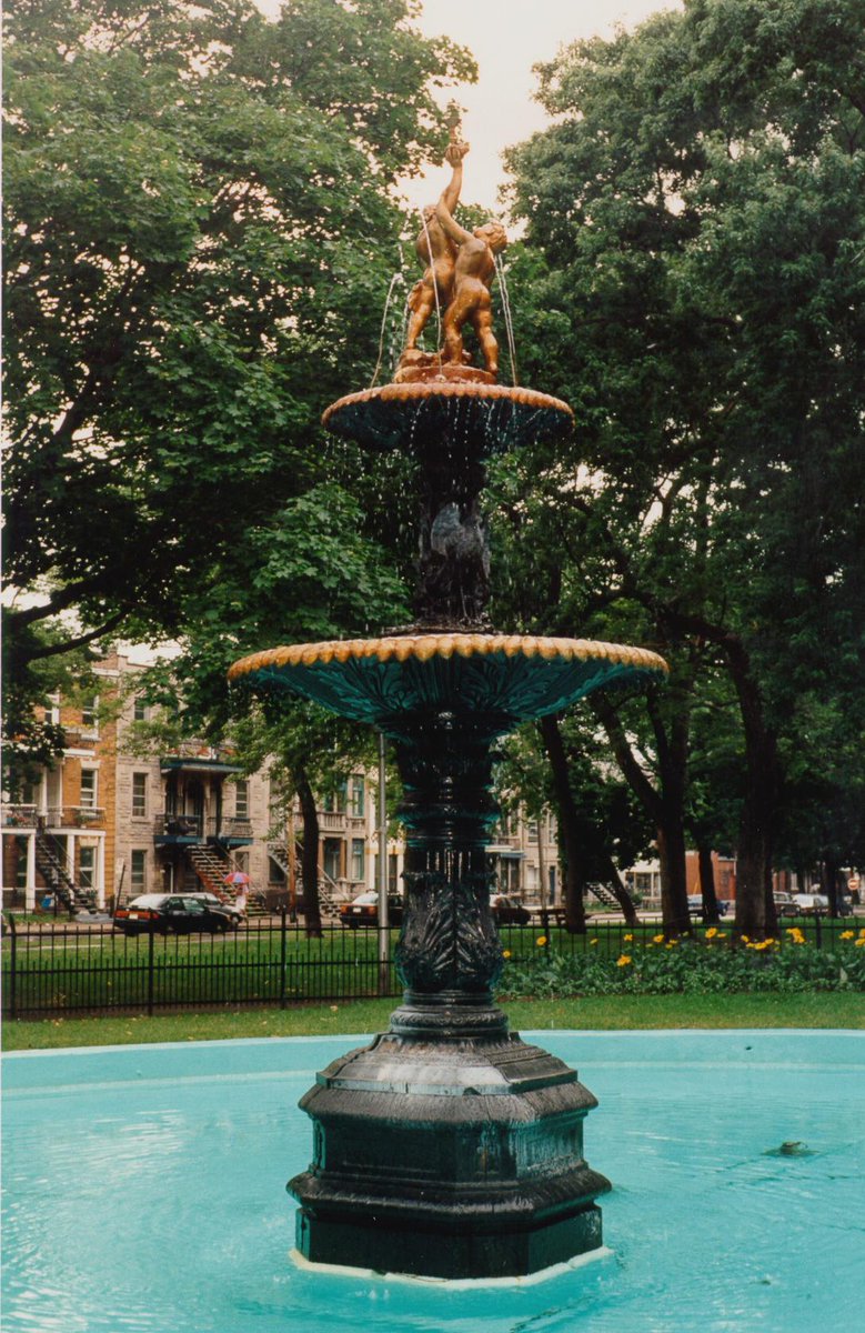 ART PUBLIC: Cet été, l’arrondissement propose des activités en lien avec la collection municipale. <a href="/ArtPublicMtl/">Bureau d'art public</a>