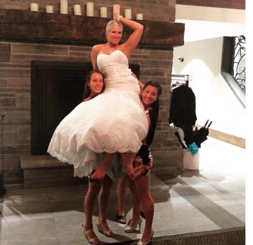 CS_SilkySharks's tweet photo. Congrats to one of our coaches on her wedding!You look beautiful in your dress Leesh!We hope your day was fintastic❤️ http://t.co/VbMmWavPwf