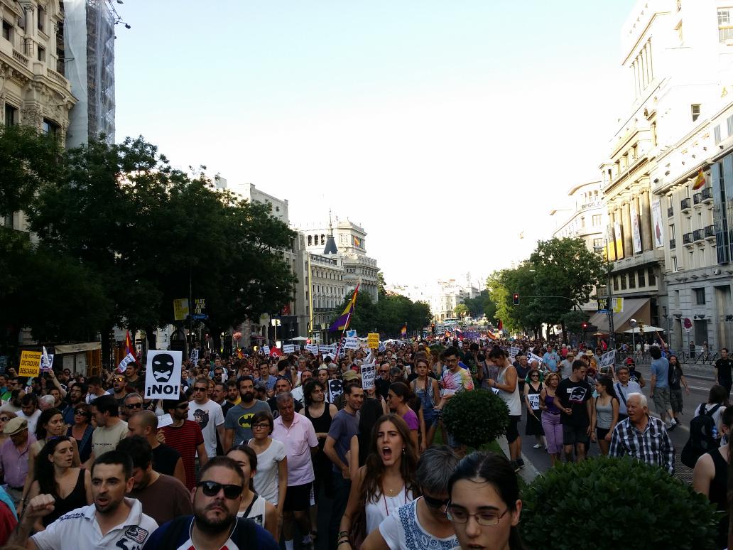 shul_evolution's tweet photo. Gritos #AlfonLibertad  y presas políticas libertad. #SinMordazas http://t.co/EOwvzDmCSI