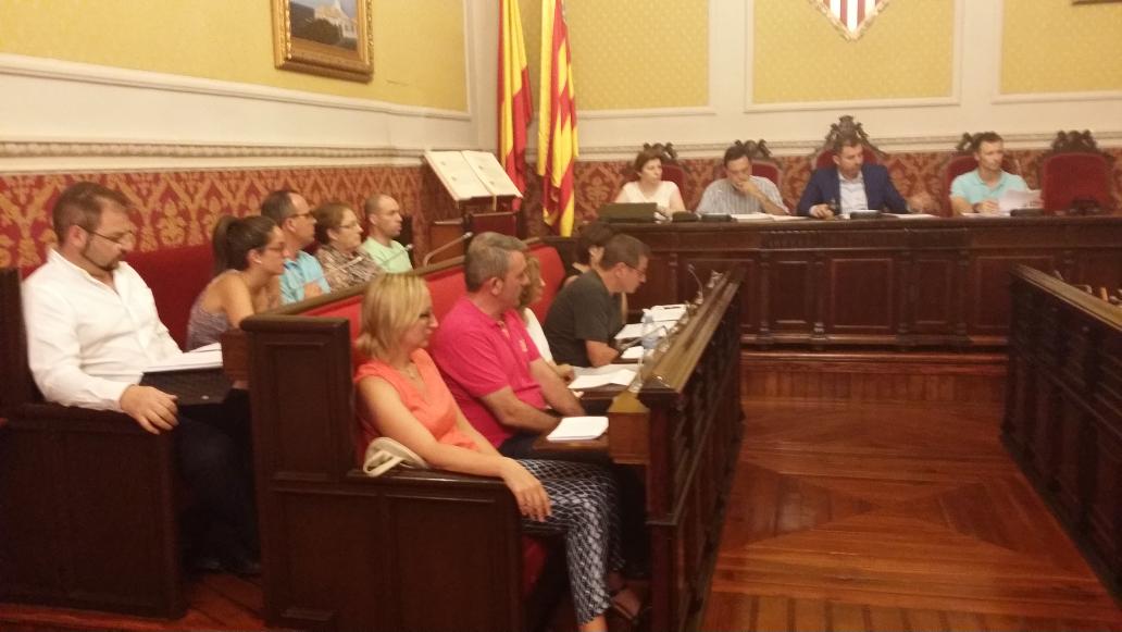 El govern justifica els sous dels 6 regidors alliberats i els 4 assessors professionals en el seu camp #plecullera