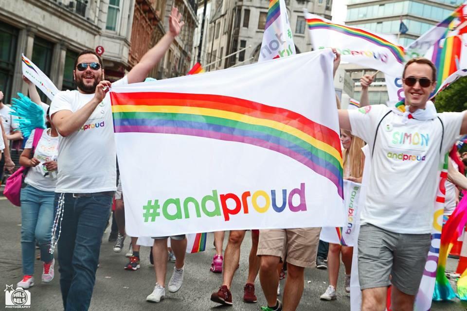helsbelsphoto's tweet photo. PHOTOS: @LondonLGBTPride album now on FB!! https://t.co/Uasvdouhlw @Robinwindsor @RebeccaFMusic @sandragogglebox http://t.co/EYjndbrpPm