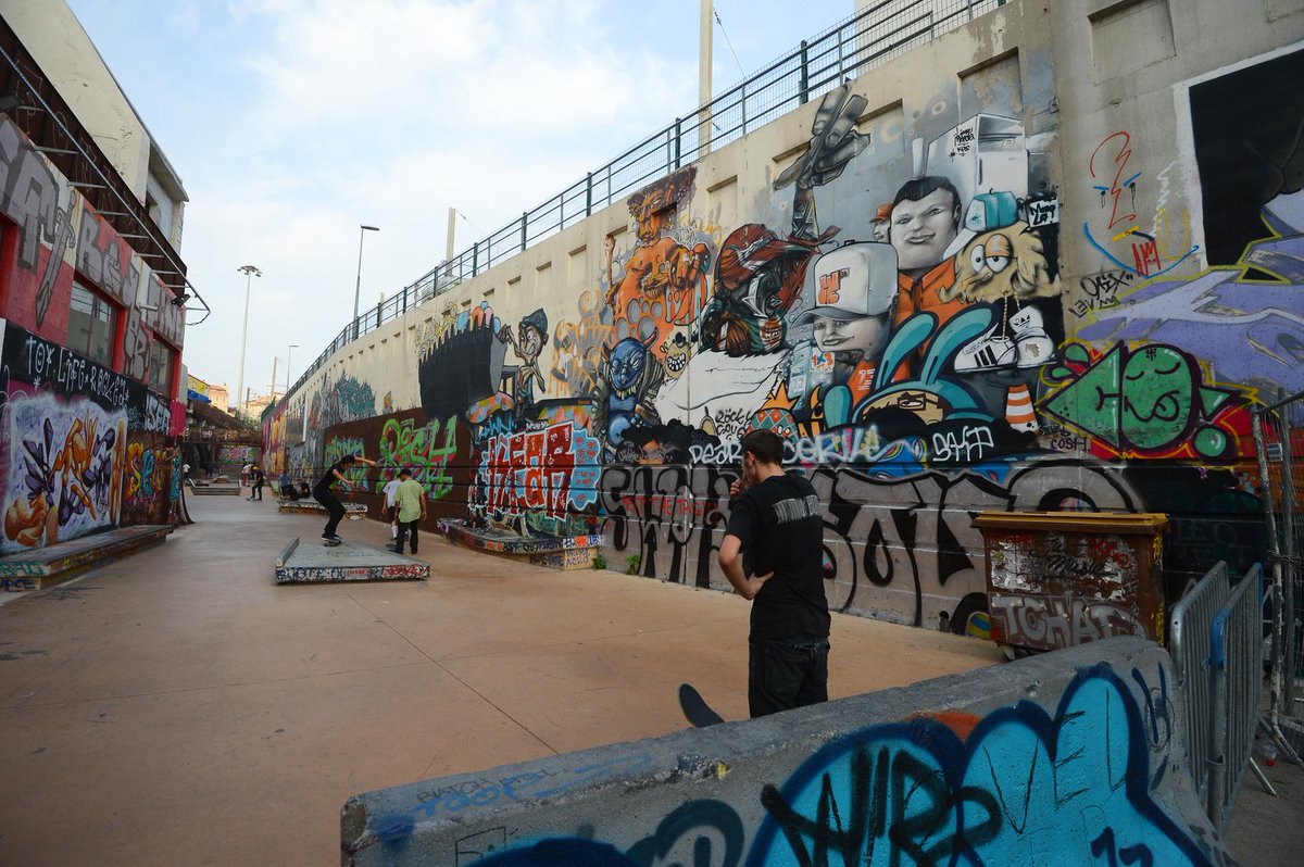 AIMAC2015's tweet photo. ARE YOU READY FOR URBAN ARTISTS &amp; URBAN REGENERATION IN MARSEILLE TOMORROW ? #@Friche_BDM #streetarts #Slam #Skate http://t.co/ypBQdzYRot