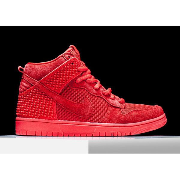 DopeKixDaily's tweet image. Nike Dunk CMFT "Red October" $119.99 Free Shipping bit.ly/1U55LbM via @sneakercruz