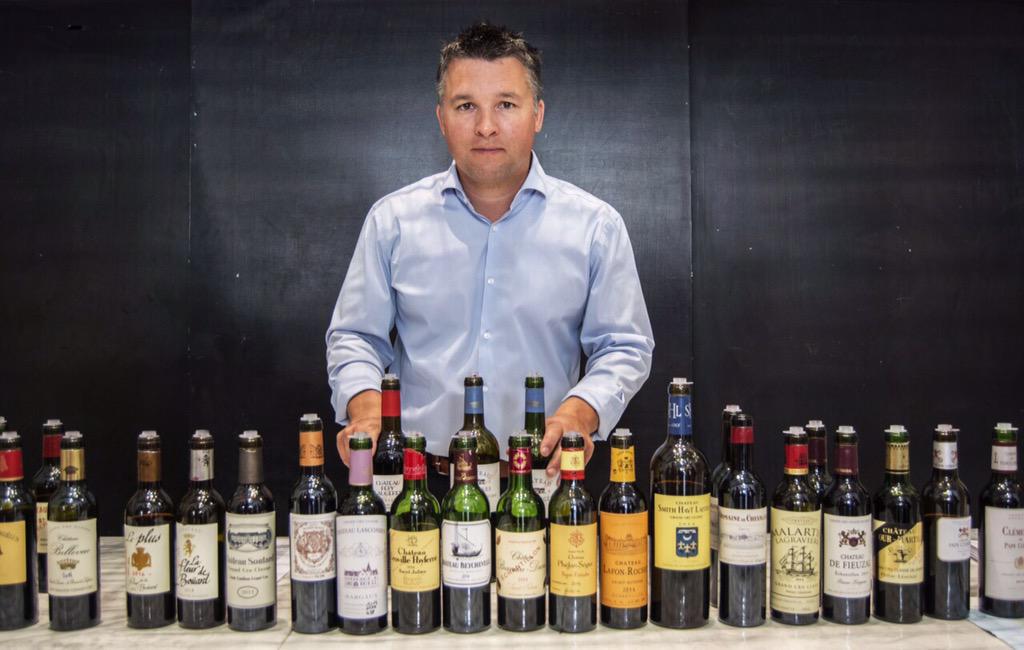 vilaviniteca's tweet photo. Y así ha sido la presentación de hoy de la cosecha 2014 en #Bordeaux #avan14 http://t.co/5L2zUfpUi5