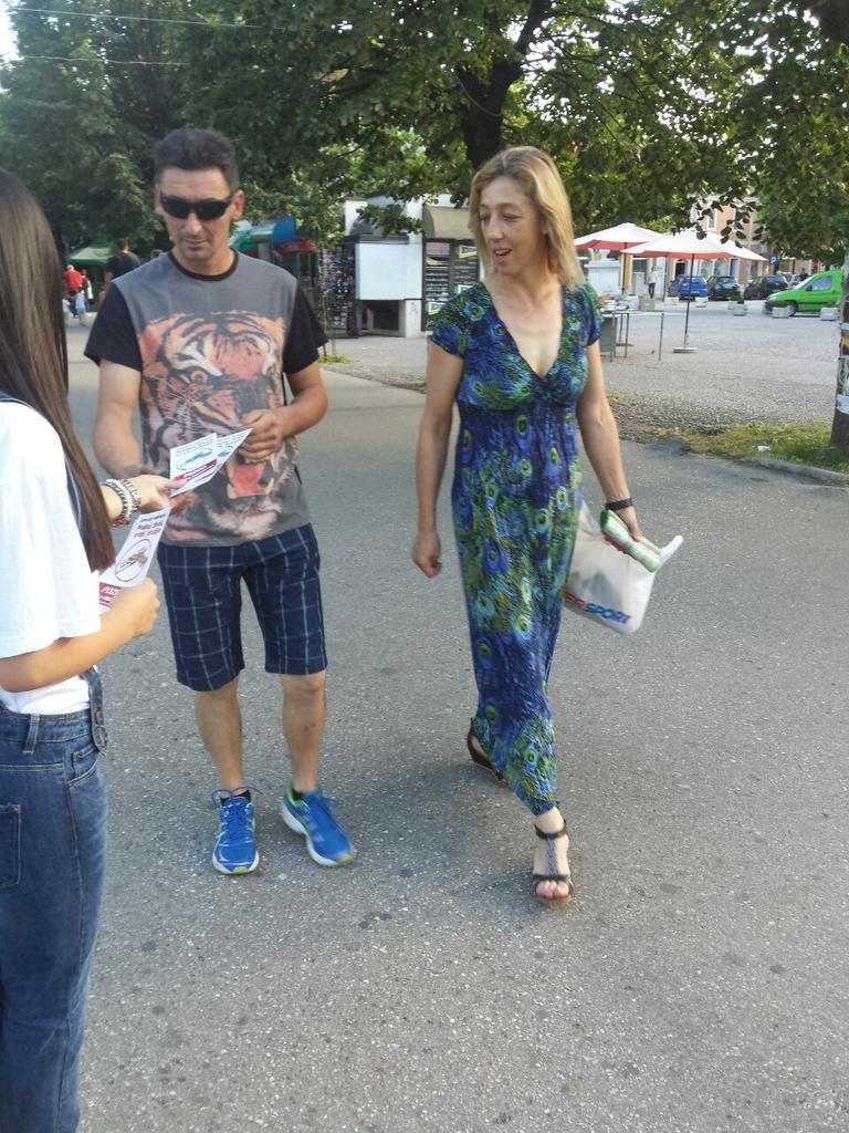 CDT_CrnaGora's tweet photo. #vrati oruzje Pogledajte kako je bilo danas u Nikšiću http://t.co/LDG7tQTGhd