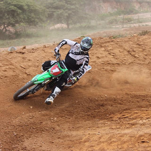 AutolinePreownd's tweet photo. @jectorlopez always ripping it!! #panama #plusmx #jectorlopez #mxlife #lafamillia #kawasaki photo by @fotosdanielam http://t.co/JAi9qfqmR9