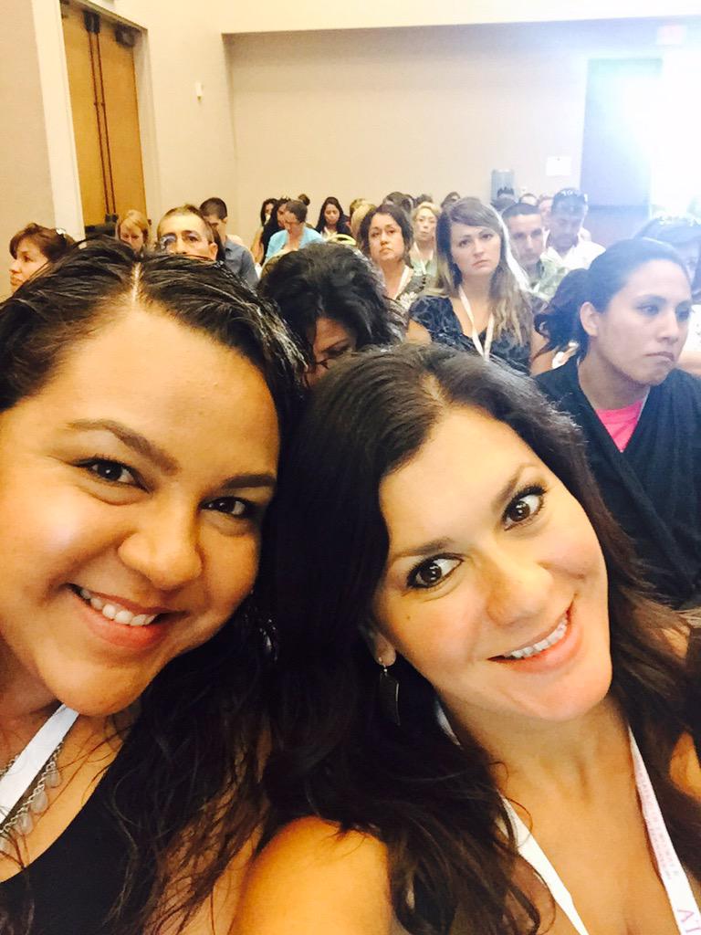 PrimeroRandR's tweet photo. Alcanza Alto con STEM @ATDLE1 #ATDLE2015 #STEM http://t.co/wnXfO1GvUT