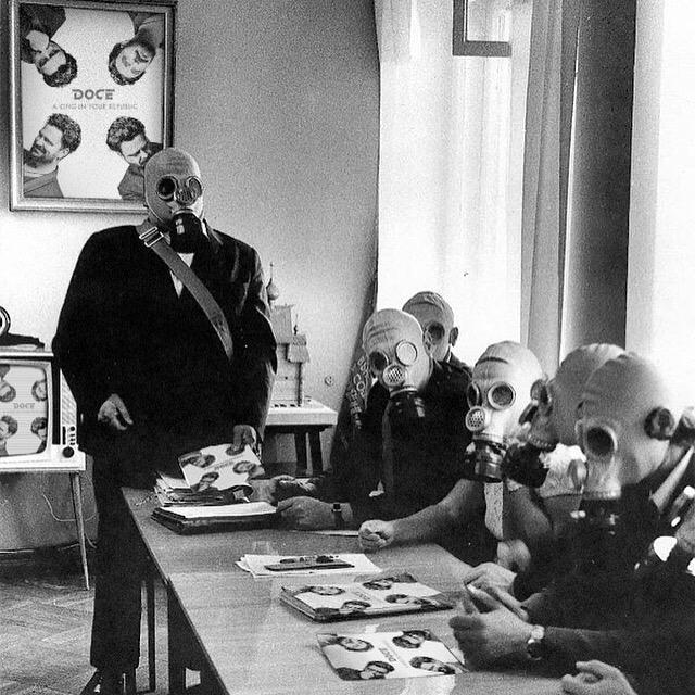 Comité de selección de los temas que interpretaremos el viernes en el concierto! Get serious