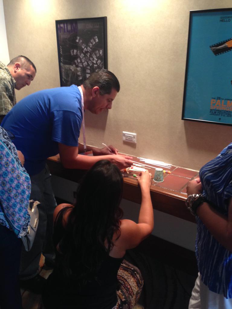 PrimeroRandR's tweet photo. Collaborating on a STEM activity!! #ATDLE2015 http://t.co/01az1Khyfs