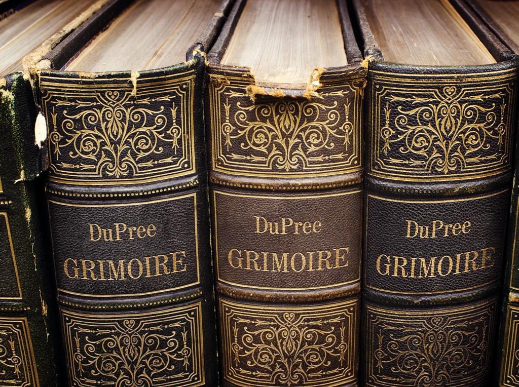 CBayouFandom's tweet image. Because Every #Witch needs her very own #Grimoire :) 
Gypsi.TV
#MagicStartsHere
